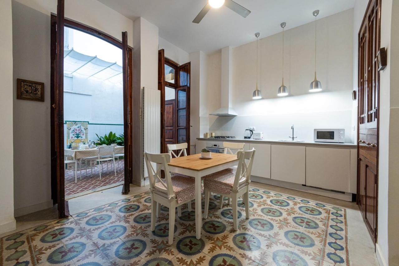 Апартаменты Florit Flats - Traditional House In El Cabanyal Валенсия Экстерьер фото