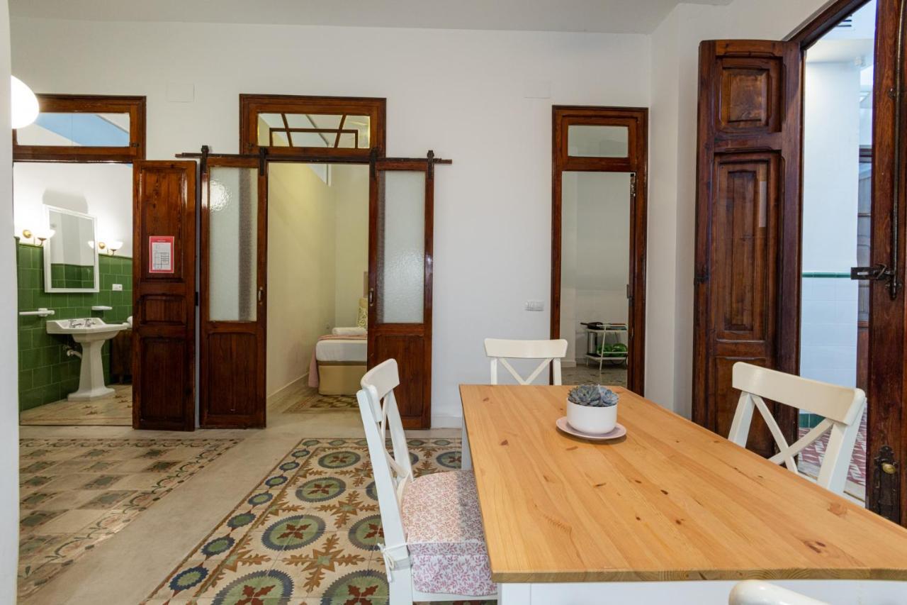 Апартаменты Florit Flats - Traditional House In El Cabanyal Валенсия Экстерьер фото